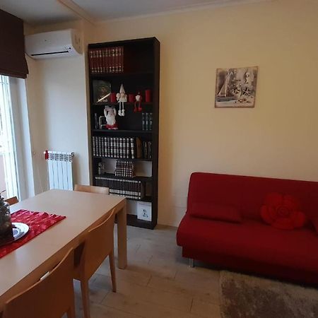 La Passeggiata Apartment ลิโด ดิ ออสเตีย ภายนอก รูปภาพ